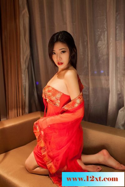 古装美人低胸透视诱惑14P
