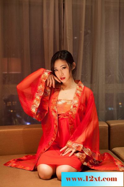 古装美人低胸透视诱惑14P