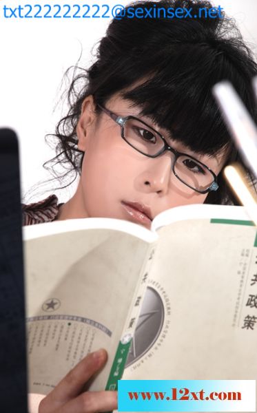 美腿欣欣之办公室猜想-235P