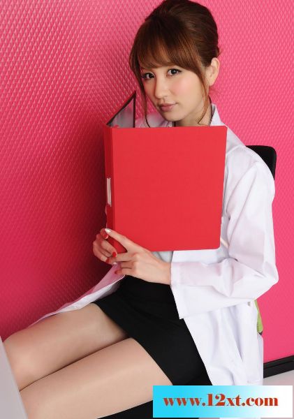 女医生的制服诱惑48P