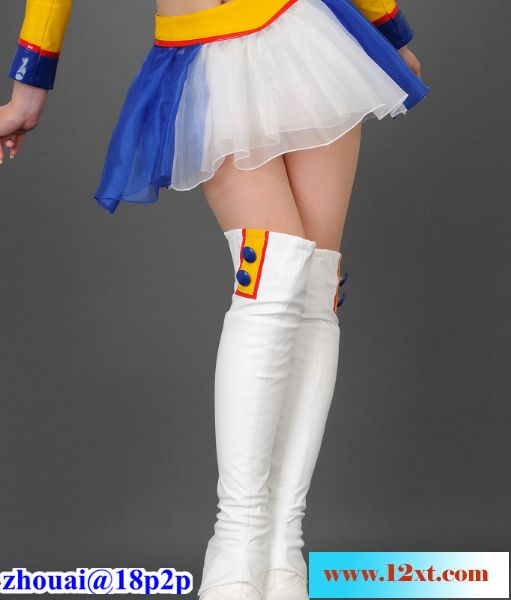 俏丽的制服高跟车模立花サキ30P
