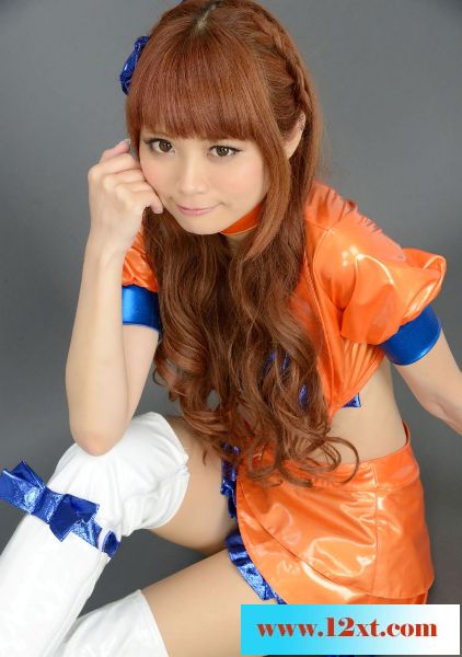 清甜养眼的制服女郎80P
