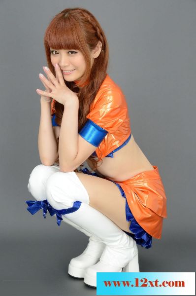 清甜养眼的制服女郎80P