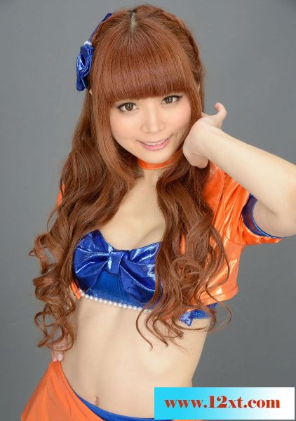 清甜养眼的制服女郎80P