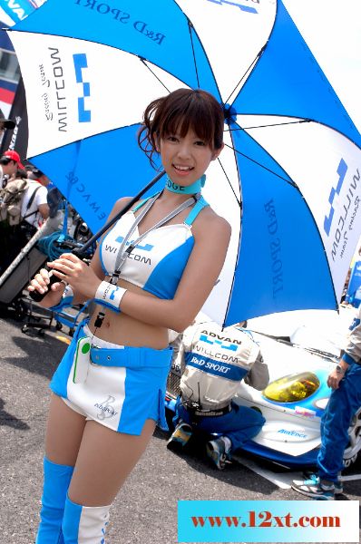 赛车宝贝，白靴长腿丝袜极致诱惑，震撼登场4
