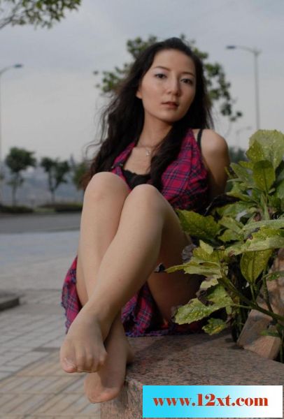 少妇小区内秀肉丝21P