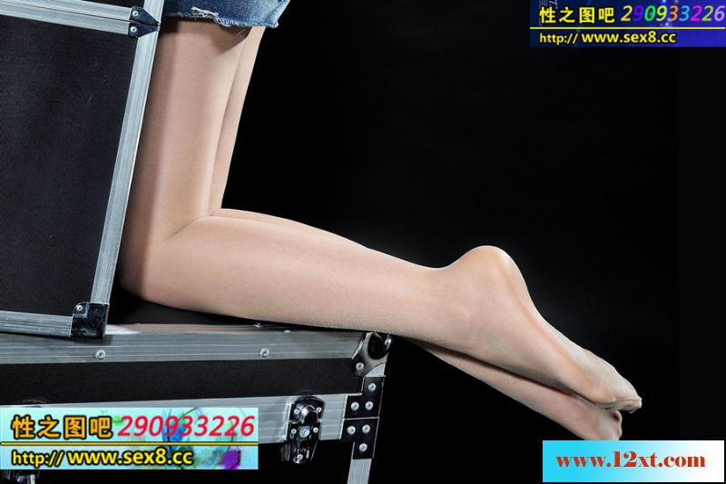 少妇Model允儿(50P)