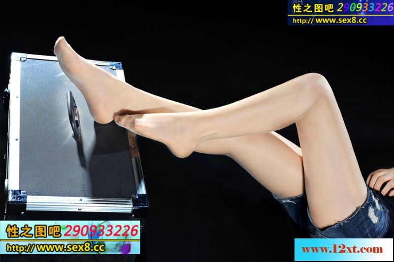 少妇Model允儿(50P)