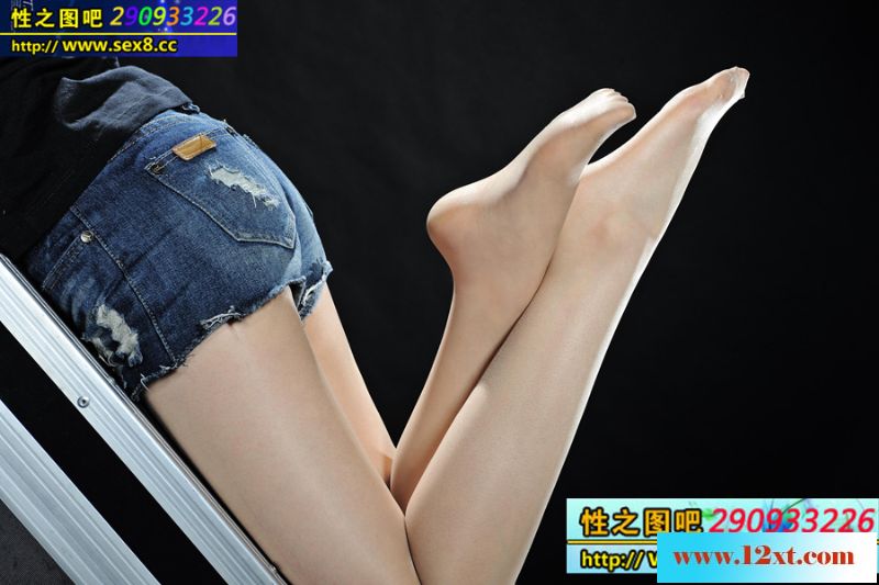 少妇Model允儿(50P)