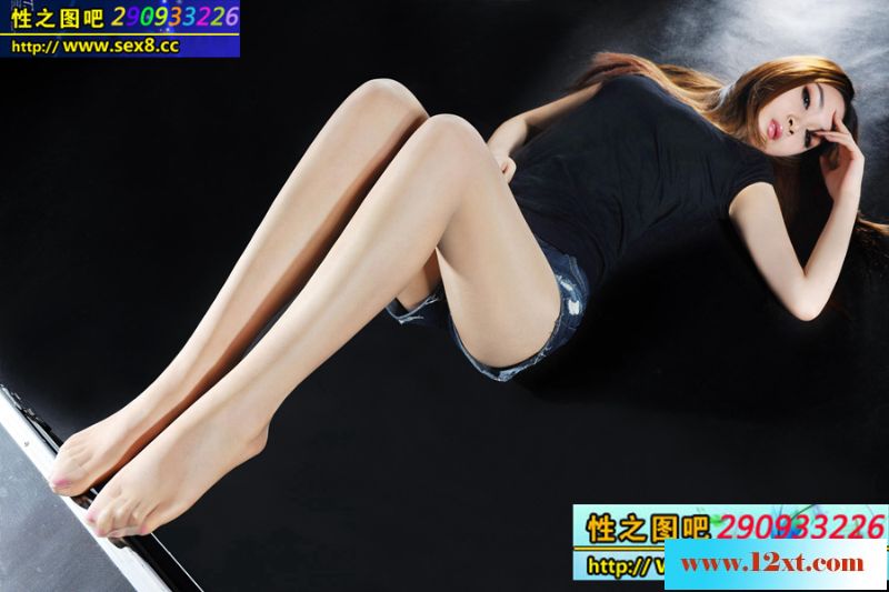 少妇Model允儿(50P)