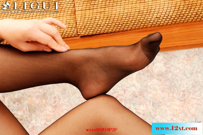 丽柜美女Sufei制服诱惑46P