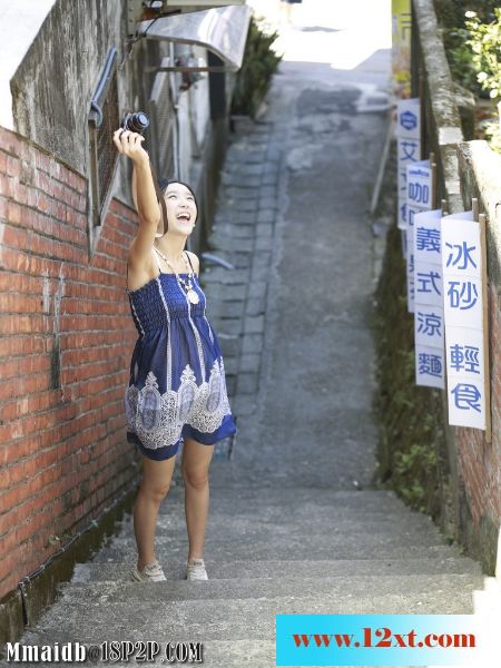 时尚美女外拍18P