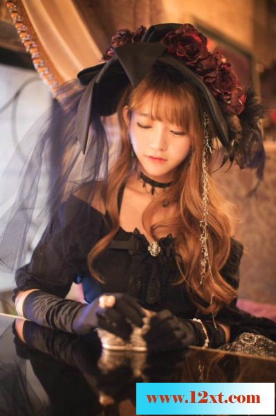韩国妹子yurisa_chan又一波美图17P