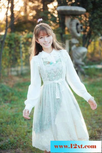 韩国妹子yurisa_chan又一波美图17P