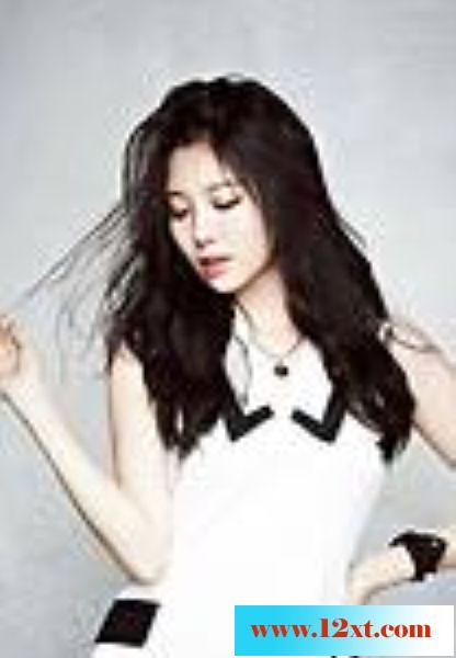 韩国女团Girl'sDay成员Yura在全新写真10P