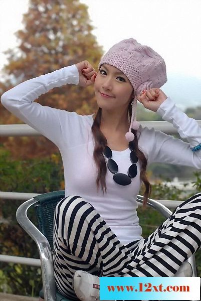好靓的甜妹子19P