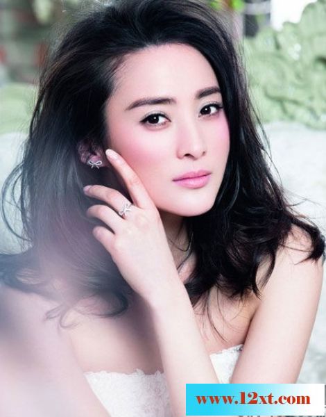 蒋勤勤这次绝对美颜！13P