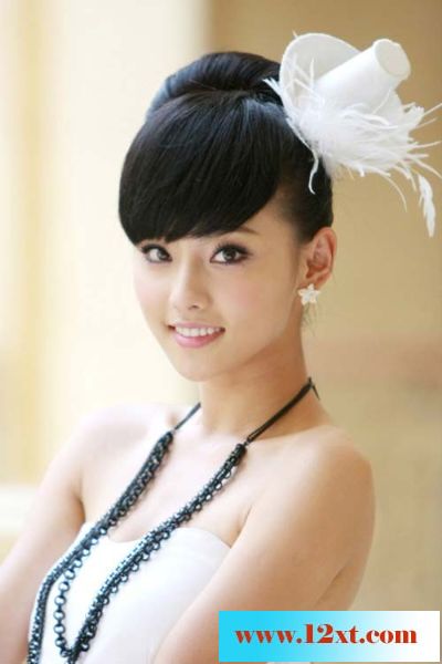 美眉好大的眼睛看得快让人融化了24P