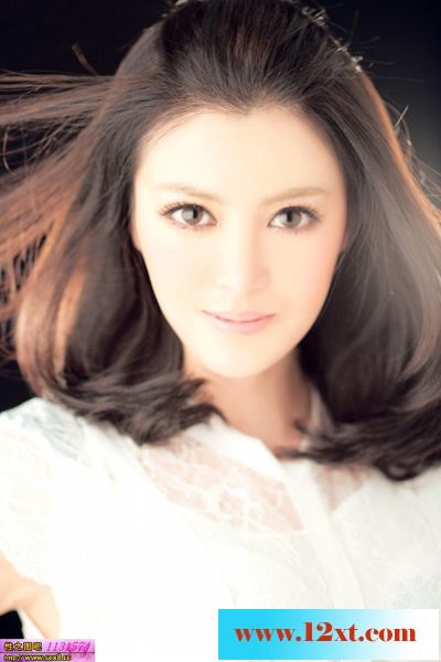 裴里惠初秋拍写真15P