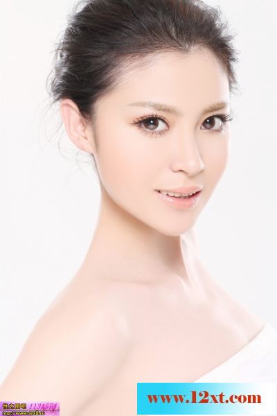 裴里惠初秋拍写真15P
