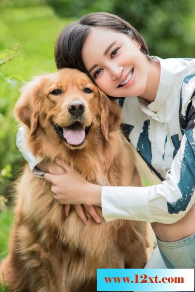 气质美女明星张歆艺宠物写真图片10P