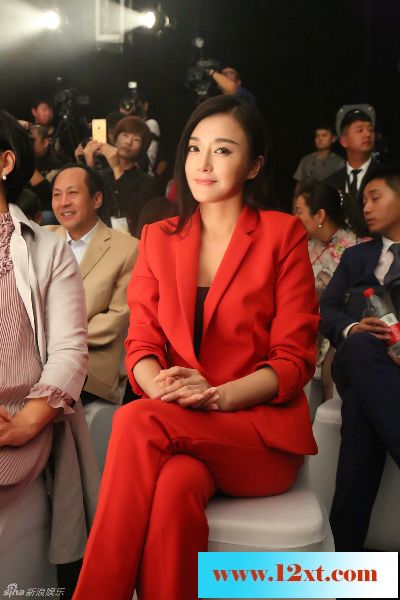秦岚帅气又兼具性感12P