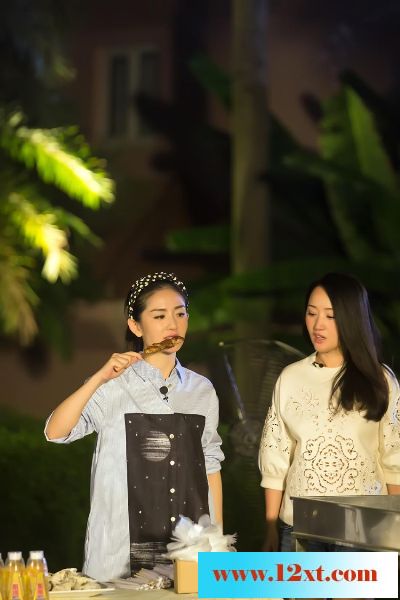 食堂遭女神吃货团大“扫荡”！欧阳娜娜大肆“