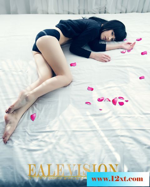 moko超级美女模特-何静15P