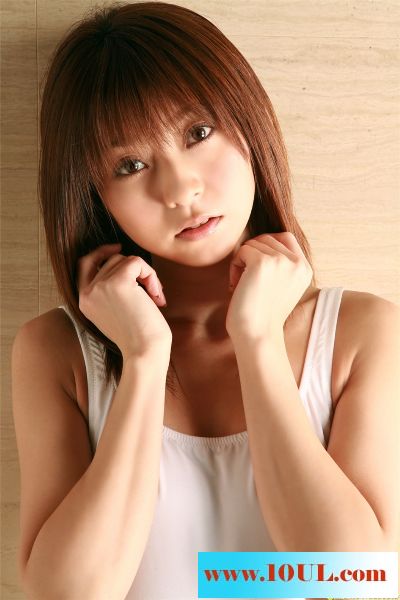 呆萌小可爱粉内内湿身诱惑11P