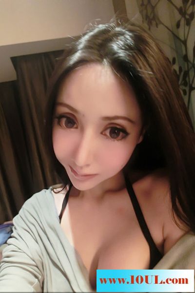 90后美女白嫩大尺度挑逗12P