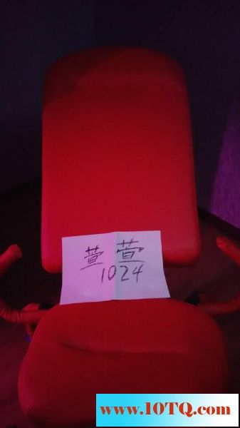 风骚萱萱第二季，千里送骚逼求插［16P］