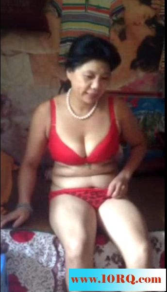 暑假回农村的性福故事之旅第十一部：去隔壁风