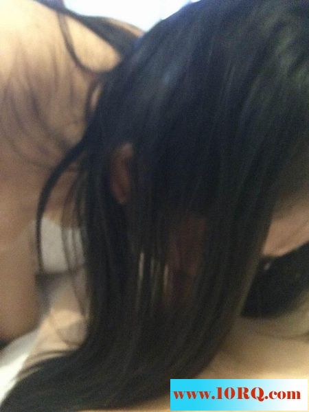 他们说侧脸像阿娇，反正被我一顿操30P