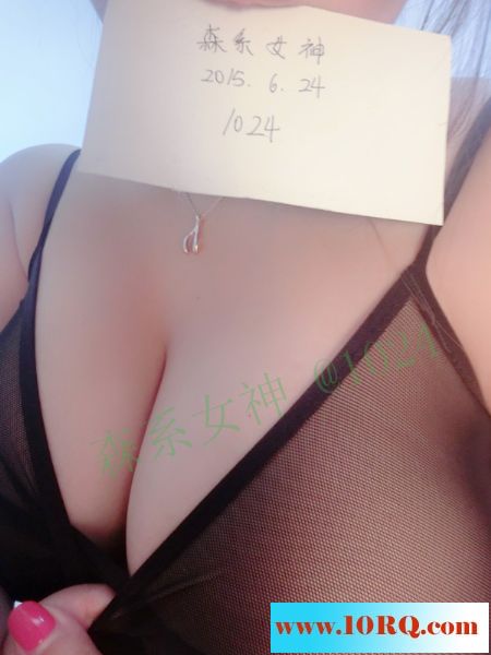 他们说小女子太“胸”了第十季18P