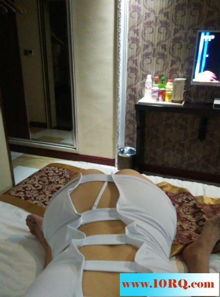 与少妇偶遇，四目相对，激情点燃！（第二季）