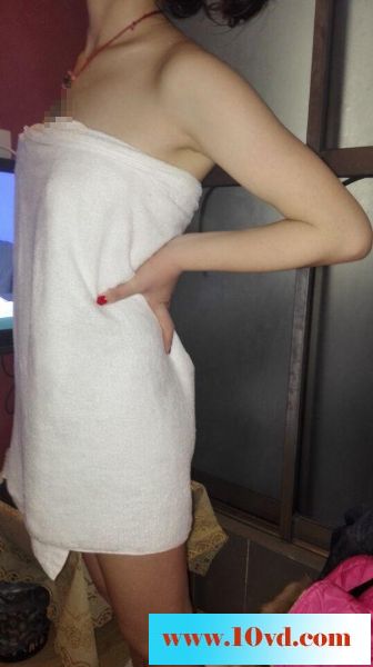 与修长身材、肤白貌美、粉嫩美屄的OL的那些性事