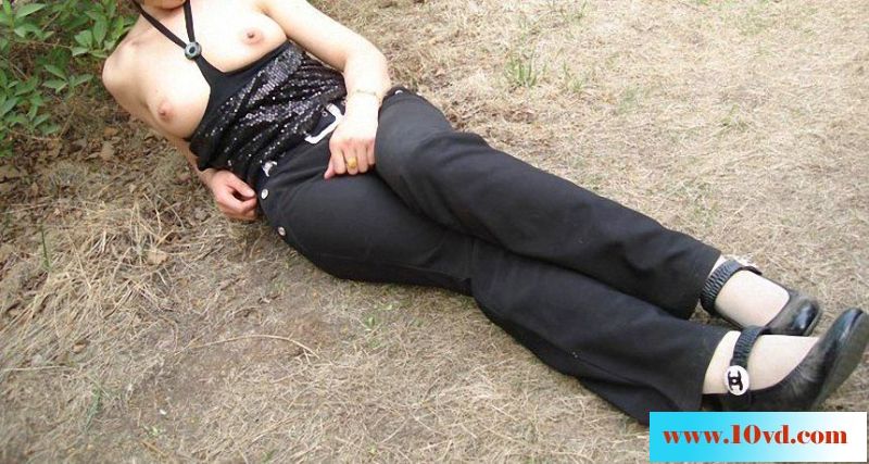 周末外出给老婆采风10P