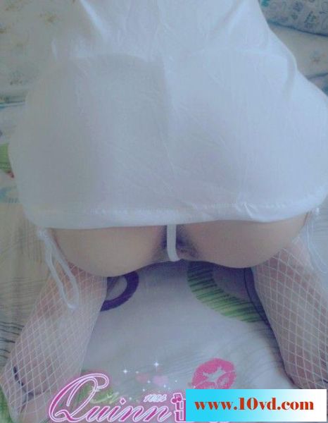 转的妹子护士装自拍14P