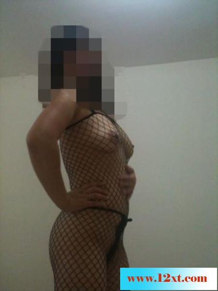 03-11渔网骚妇婊子骚到极点喜欢被辱骂25P