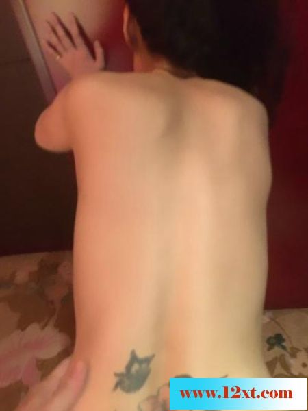 03-11誘人的大屁股真不錯，妹子是口交大王12P