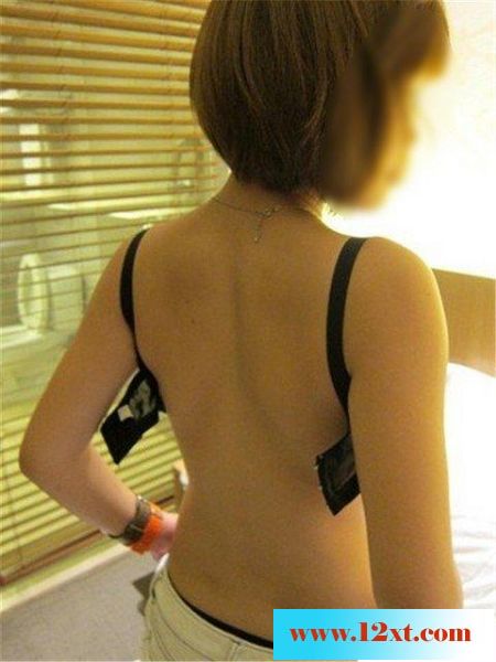 04-11与90后妹子不得不说的事，约炮就自然的上了