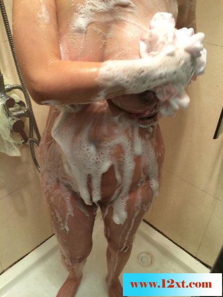 06-11这一对豪乳H杯有木有看的是直愣性欲高涨1