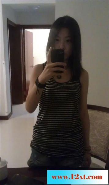 06-11中国戏曲学院研究生骚女微博流出手淫套图