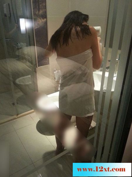 美女老婆第一次发图10P