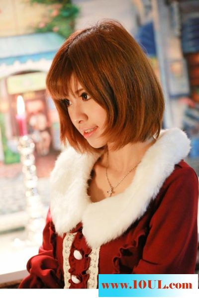 俏皮甜美女生真养眼21P