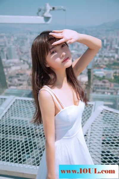 天台白衣少女惹人怜爱10P
