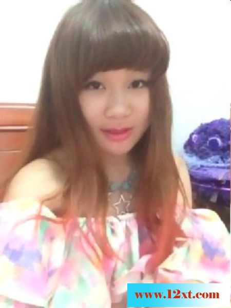 白嫩女友自拍给我看，好诱惑14P