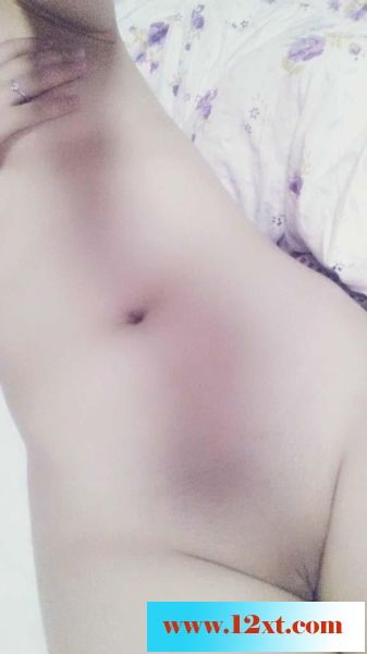 白嫩女友自拍勾引我24P