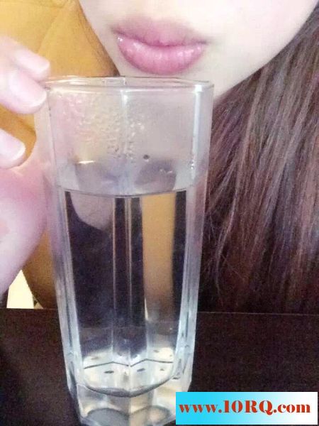 老婆漂亮的巨乳12P