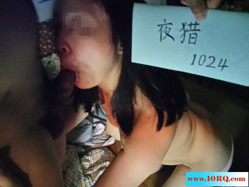 美丽人妻口爆漏B24P